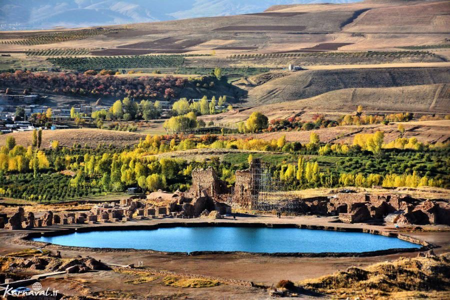 عکس دوم دریاچه تخت سلیمان